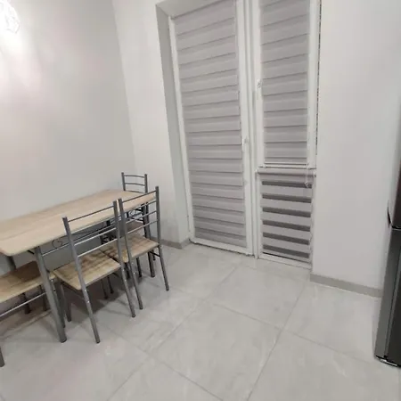 Rika Apartments تشيرنيفتسي المظهر الخارجي الصورة